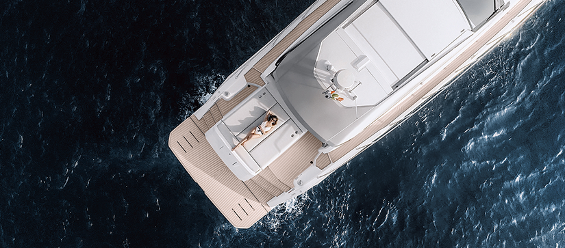 An Azimut A51 on the water