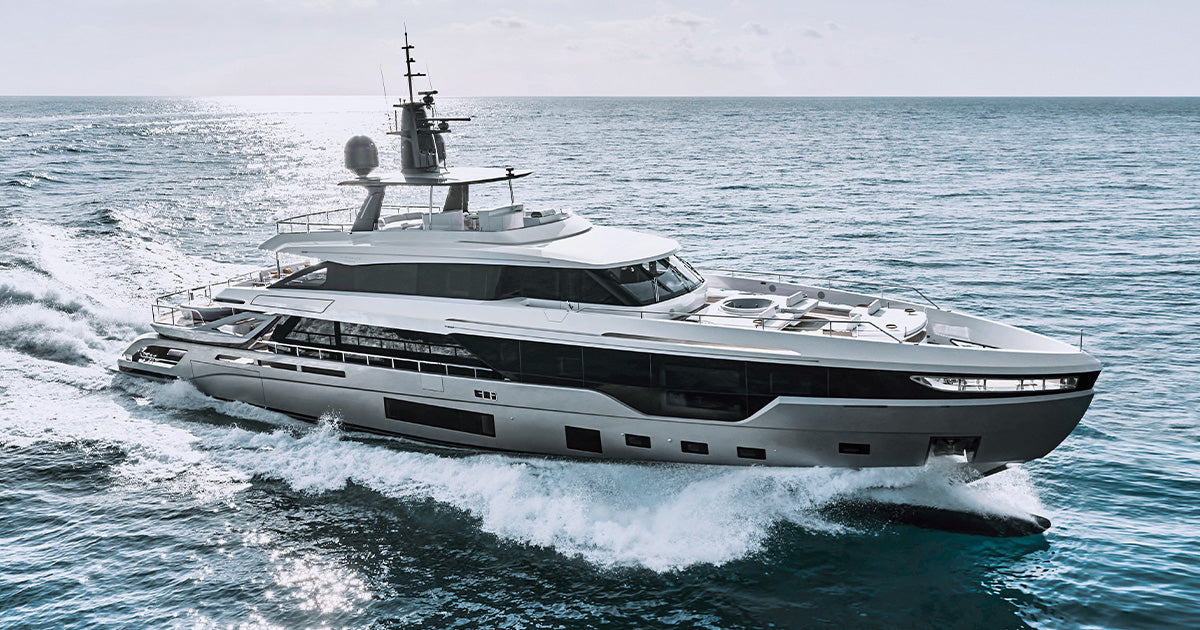MarineMax Announces the Sale Of an Azimut 72 Fly