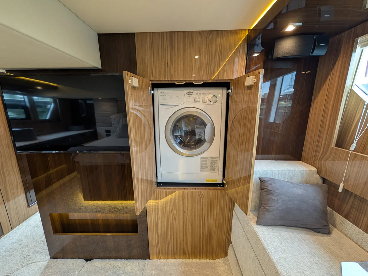 2022 Cruisers Yachts 54 Cantius 54.0 feet, Grasonville, Maryland #36