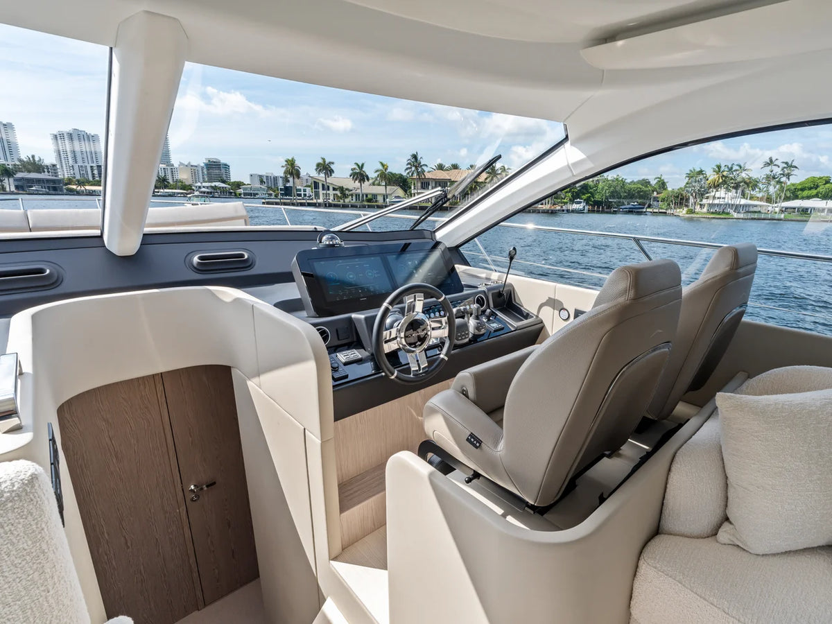 2026 Azimut Fly 53 53.0 feet, Hollywood, Florida #54