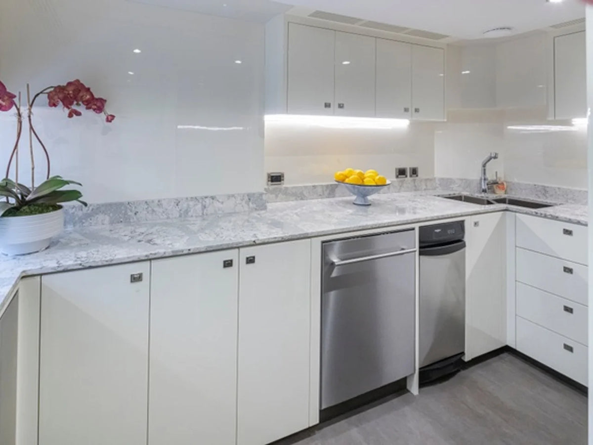 2027 Ocean Alexander 27R 93.0 feet, Hollywood, Florida #39