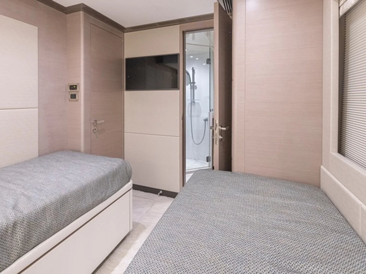 2027 Ocean Alexander 27R 93.0 feet, Hollywood, Florida #71