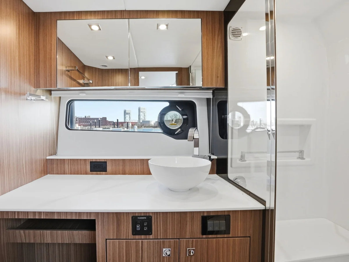 2026 Cruisers Yachts 50 GLS OB 50.0 feet, Quincy, MA #42