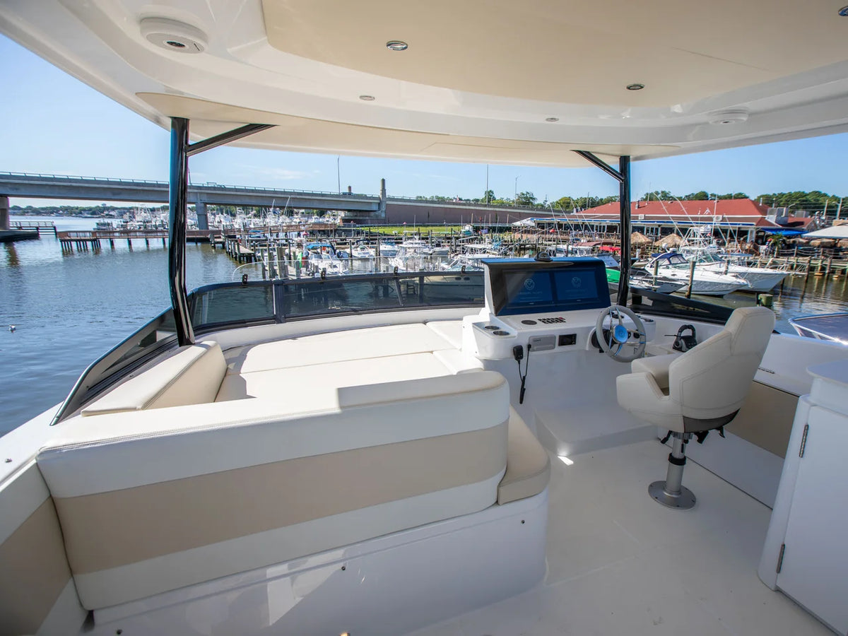 2027 Cruisers Yachts 50 FLY 50.0 feet, Tarpon Springs, Florida #5