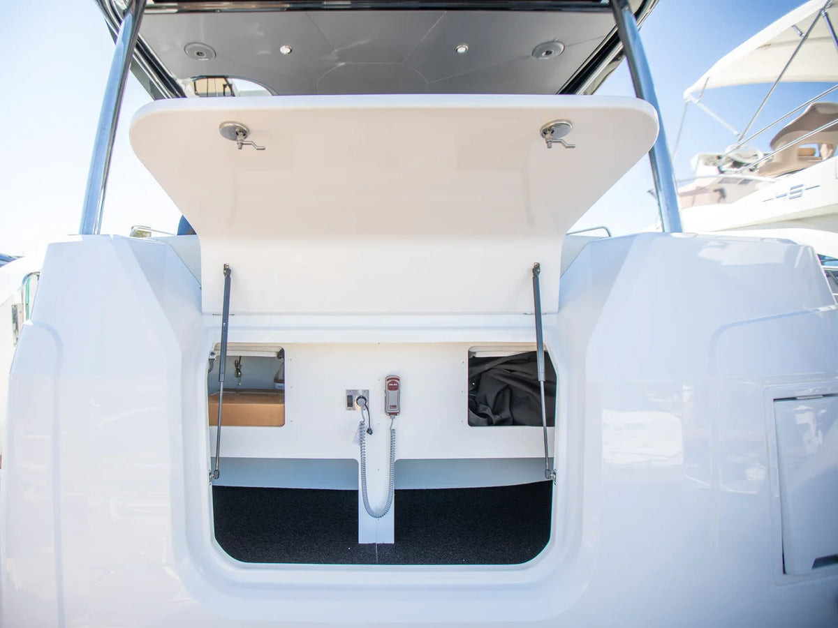 2027 Cruisers Yachts 50 FLY 50.0 feet, Tarpon Springs, Florida #96
