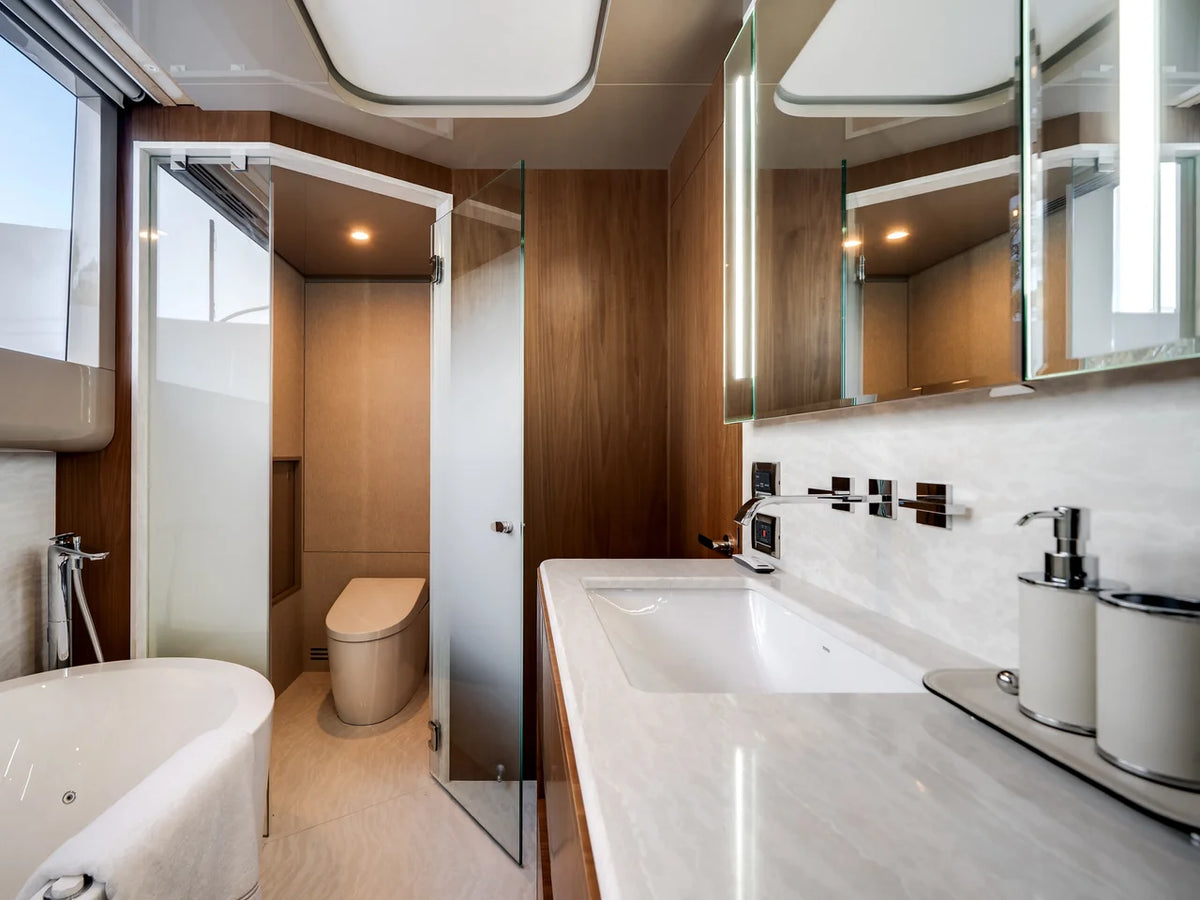 2026 Ocean Alexander 30R 98.0 feet, Hollywood, Florida #51