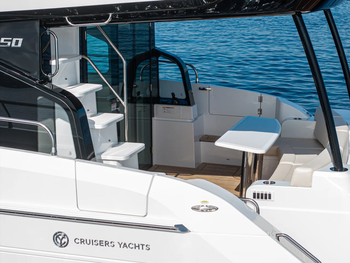 2026 Cruisers Yachts 50 FLY 50.0 feet, Fort Myers, Florida #14