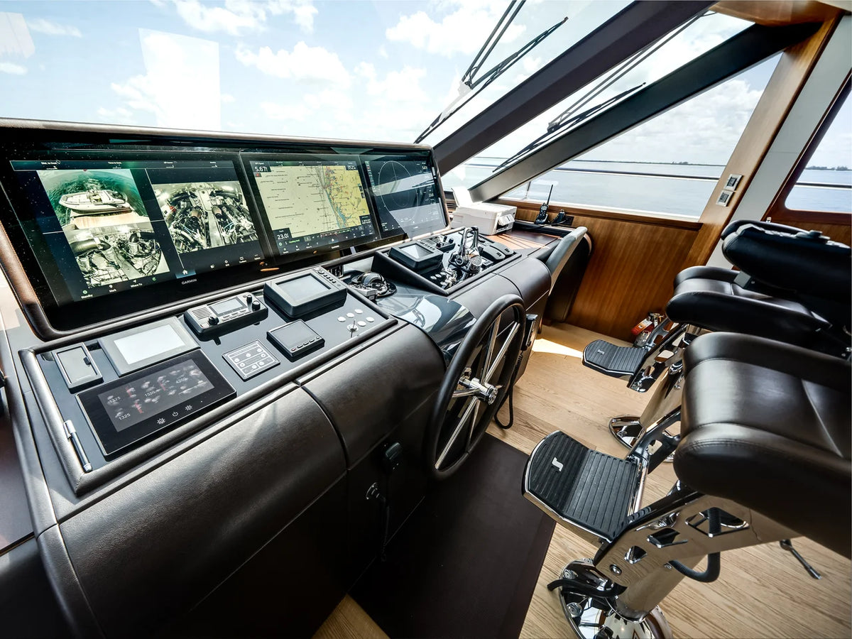 2018 Ocean Alexander 100 MY 100.0 feet, Naples, Florida #126