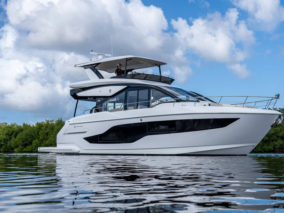 2026 Cruisers Yachts 50 FLY 50.0 feet, Fort Myers, Florida #8