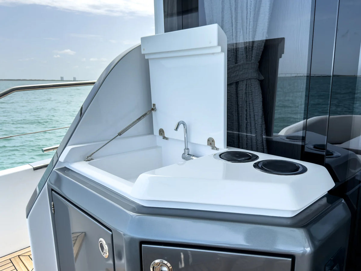 2025 Azimut FLY 53 53.0 feet, Fort Myers, Florida #17