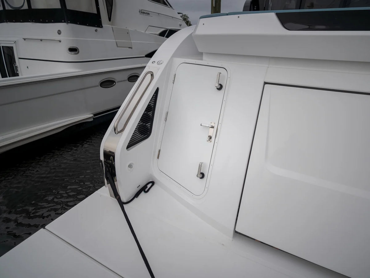 2026 Cruisers Yachts 57 FLY 57.0 feet, Panama City Beach, Florida #17