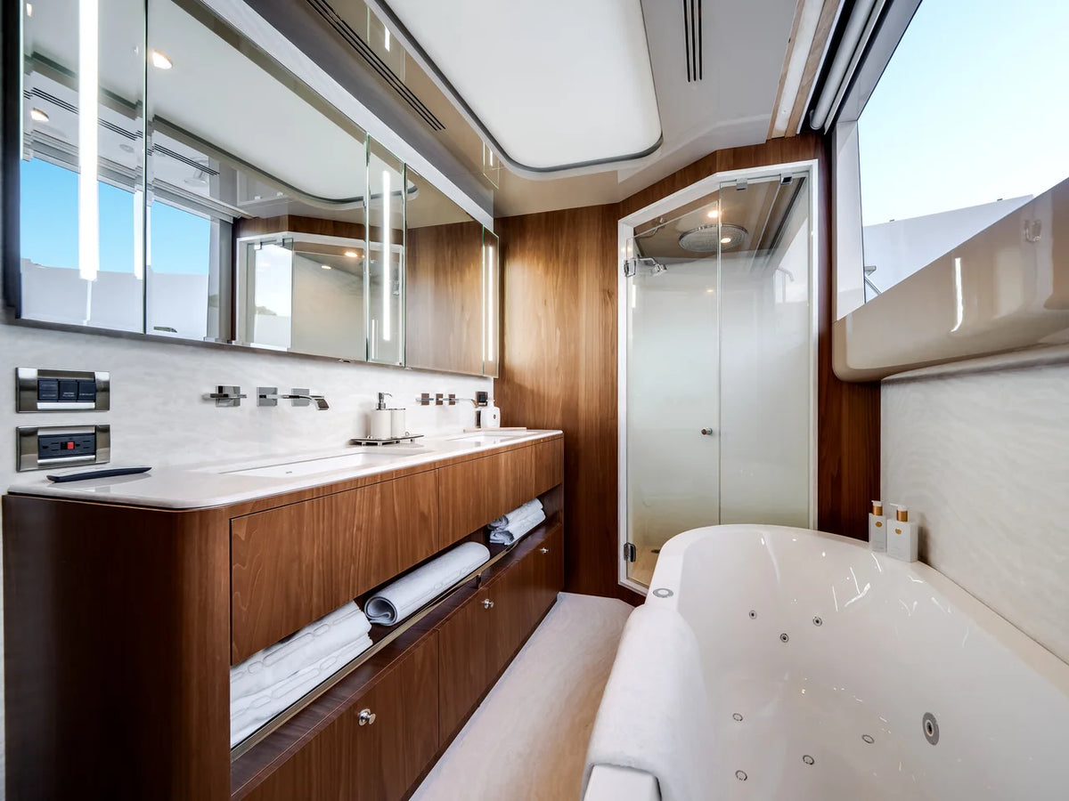 2026 Ocean Alexander 30R 98.0 feet, Hollywood, Florida #52