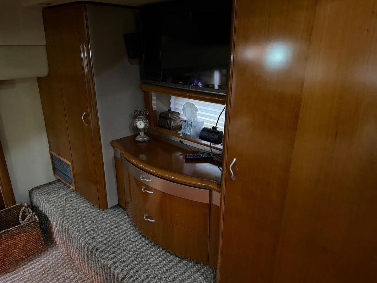 2005 Sea Ray 550 SEDAN BRIDGE 58.0 feet, Lake Ozark, Missouri #44