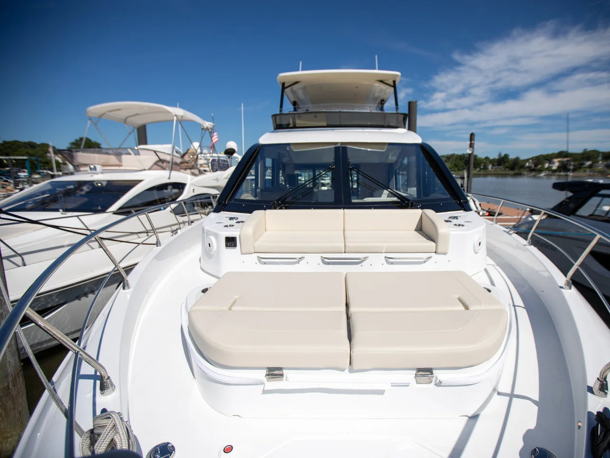 2027 Cruisers Yachts 50 FLY 50.0 feet, Tarpon Springs, Florida #87