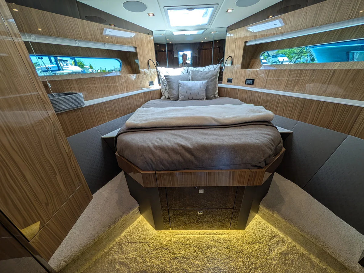 2022 Cruisers Yachts 54 Cantius 54.0 feet, Grasonville, Maryland #122