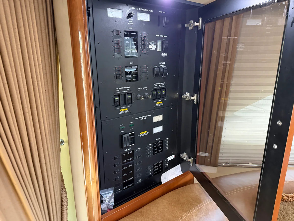 2005 Sea Ray 550 SEDAN BRIDGE 58.0 feet, Lake Ozark, Missouri #29