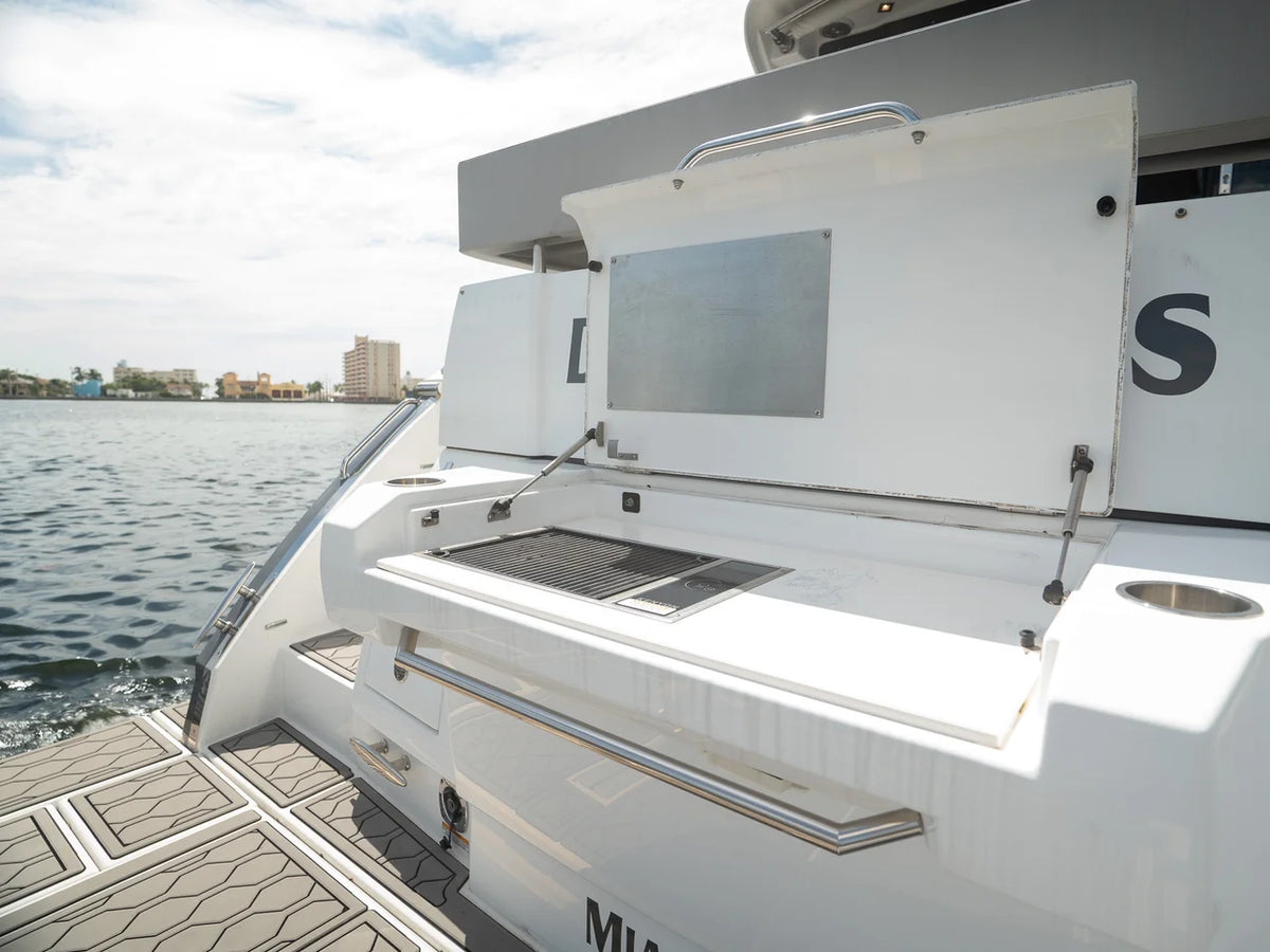 2023 Cruisers Yachts 50 CANTIUS 50.0 feet, Miami, FL #13