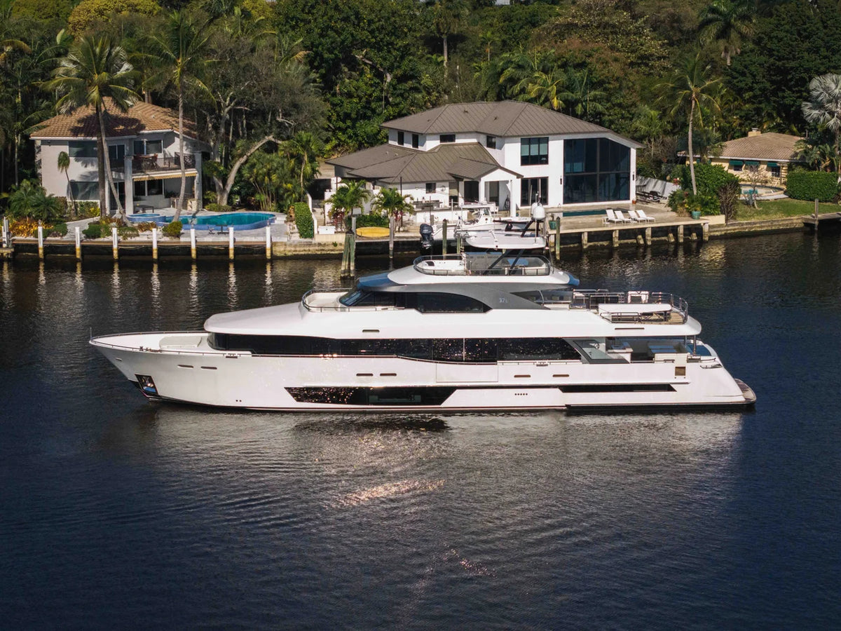 2026 Ocean Alexander 37L 120.0 feet, Hollywood, Florida #1