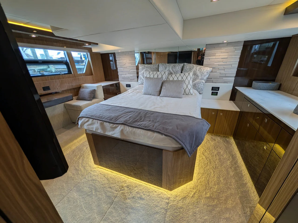 2022 Cruisers Yachts 54 Cantius 54.0 feet, Grasonville, Maryland #32