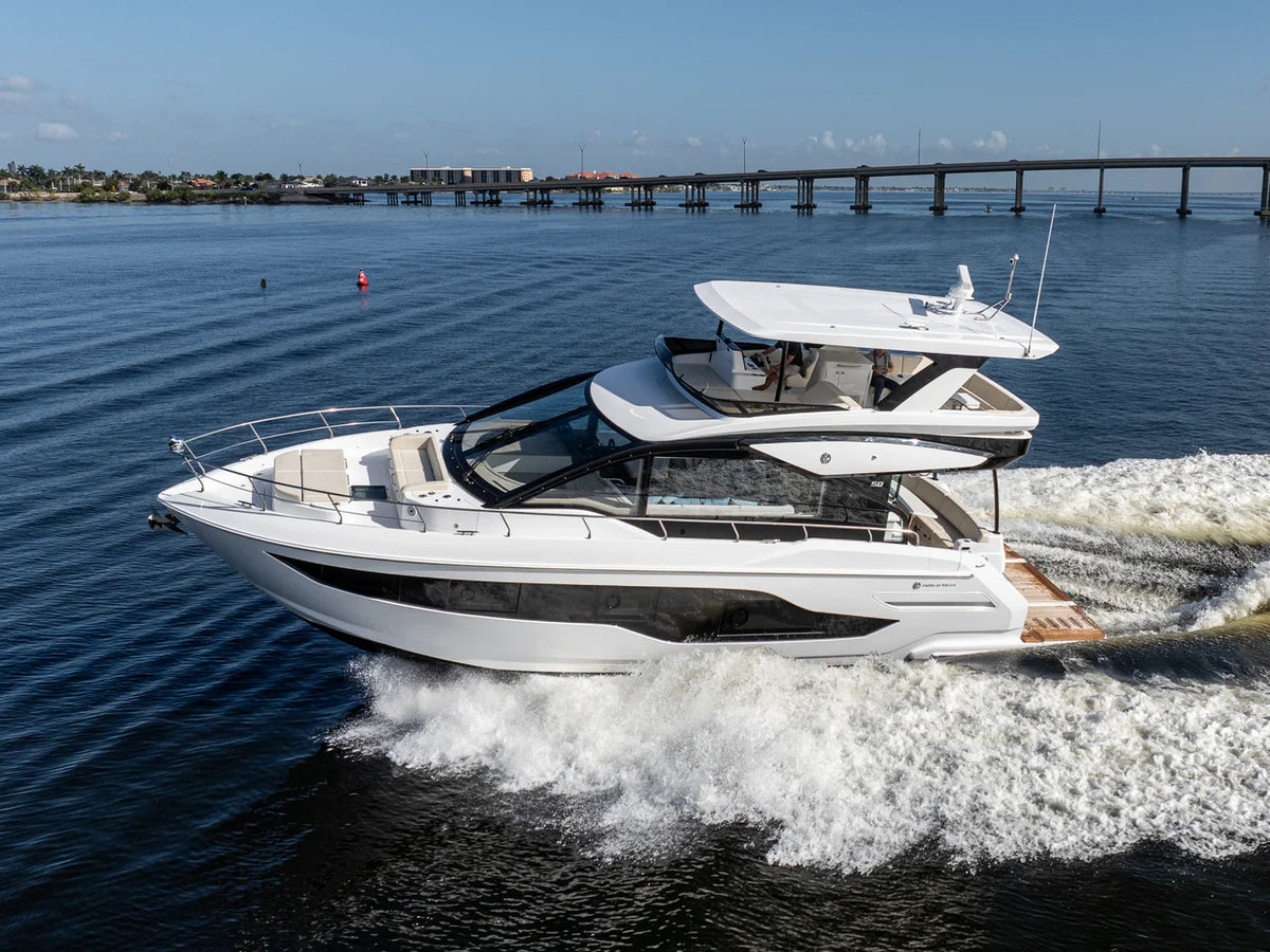 2026 Cruisers Yachts 50 FLY 50.0 feet, Fort Myers, Florida #4