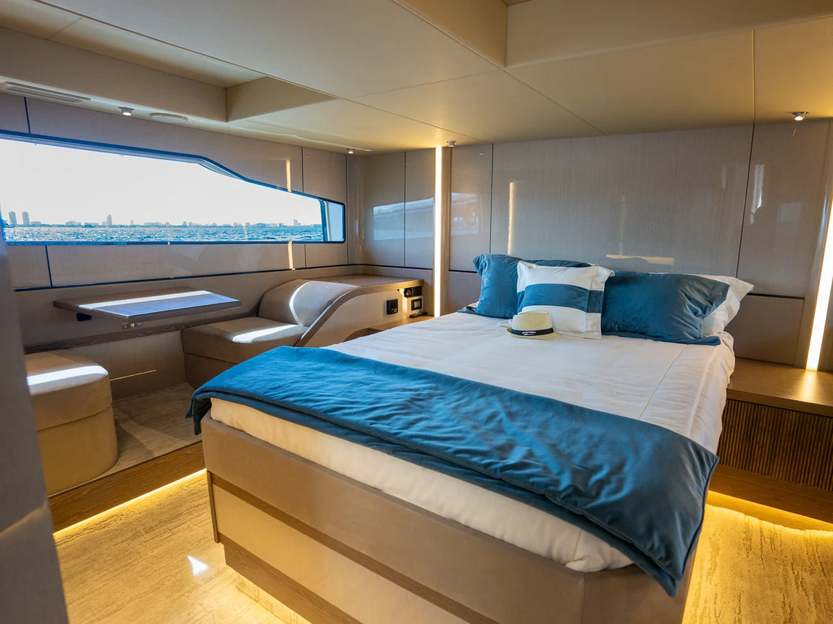 2026 Cruisers Yachts 57 FLY 57.0 feet, Miami, FL #28