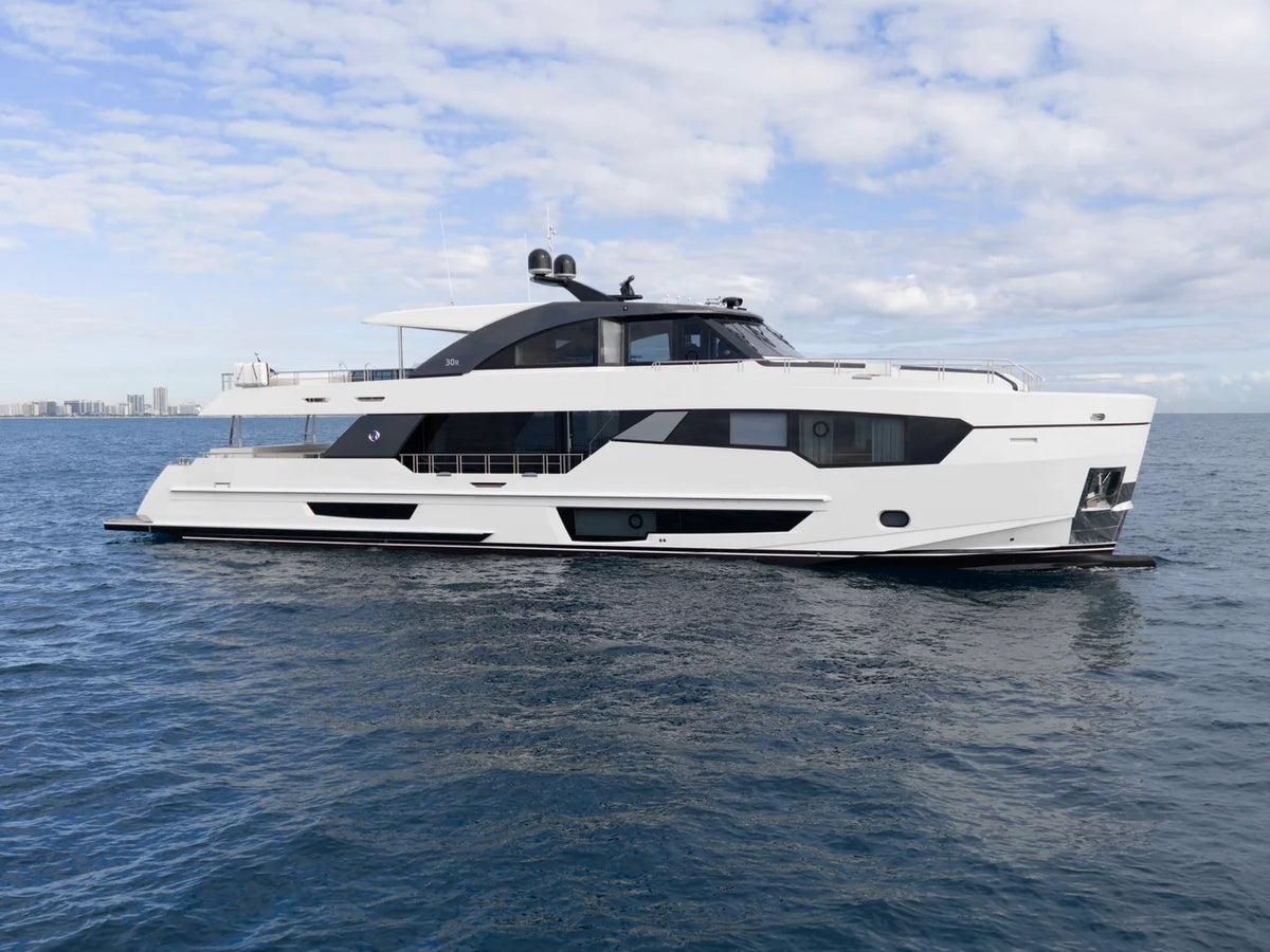 2027 Ocean Alexander 30R 98.0 feet, Hollywood, Florida #4