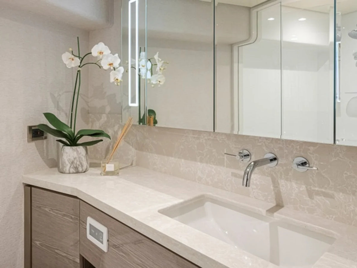 2027 Ocean Alexander 27R 93.0 feet, Hollywood, Florida #78