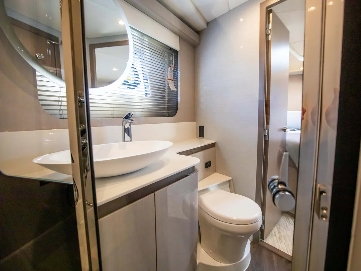2027 Cruisers Yachts 50 FLY 50.0 feet, Tarpon Springs, Florida #21