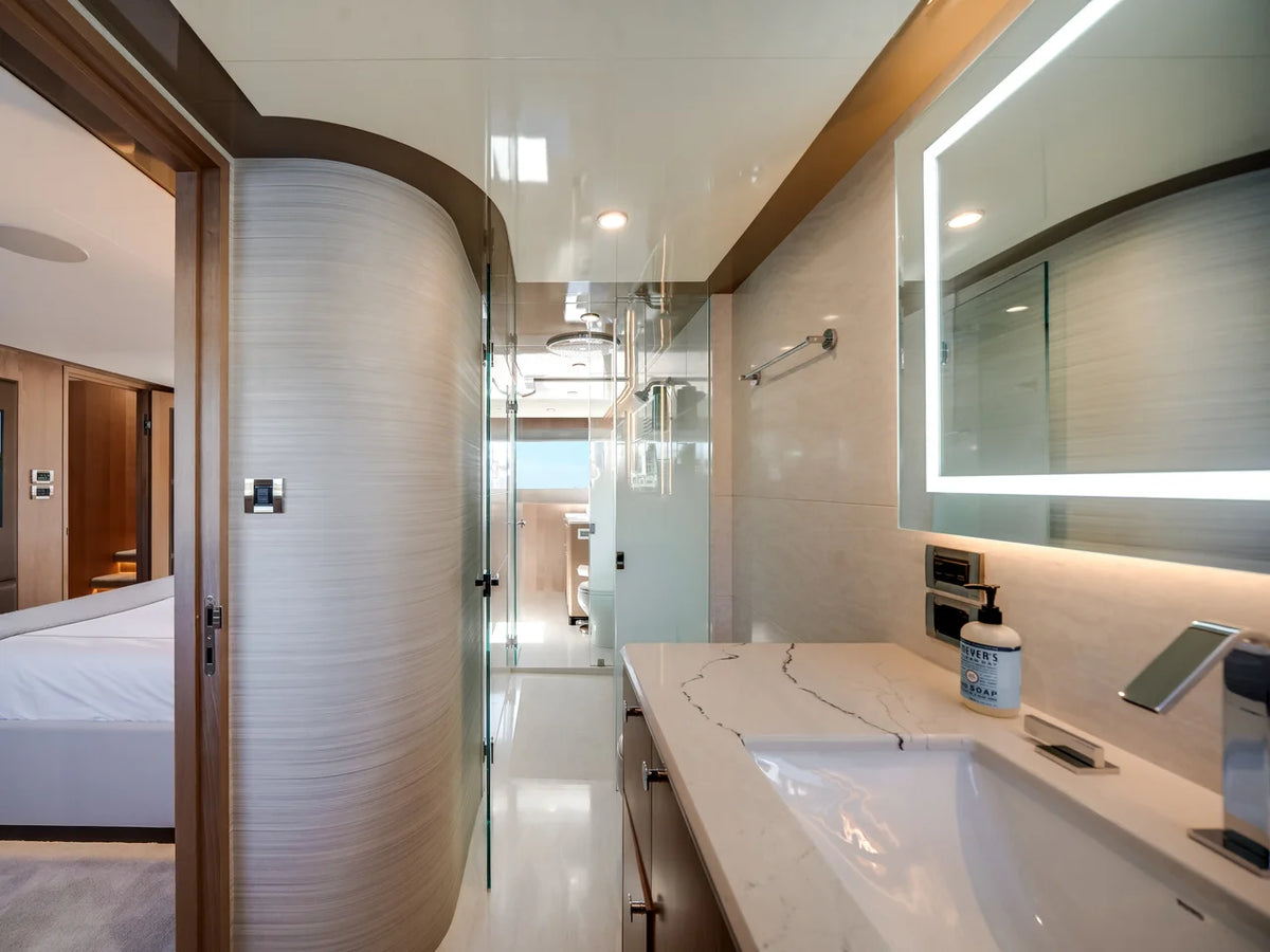 2025 Ocean Alexander 28L 95.0 feet, Jupiter, FL #37