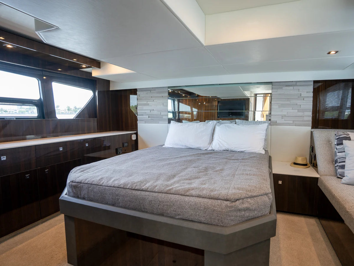 2023 Cruisers Yachts 50 CANTIUS 50.0 feet, Miami, FL #37