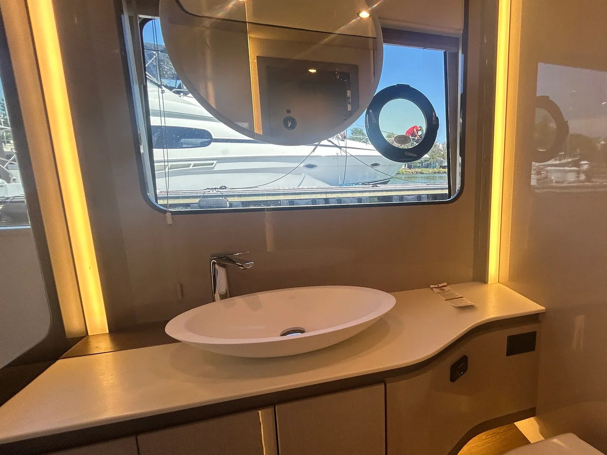 2026 Cruisers Yachts 57 FLY 57.0 feet, Grasonville, Maryland #60