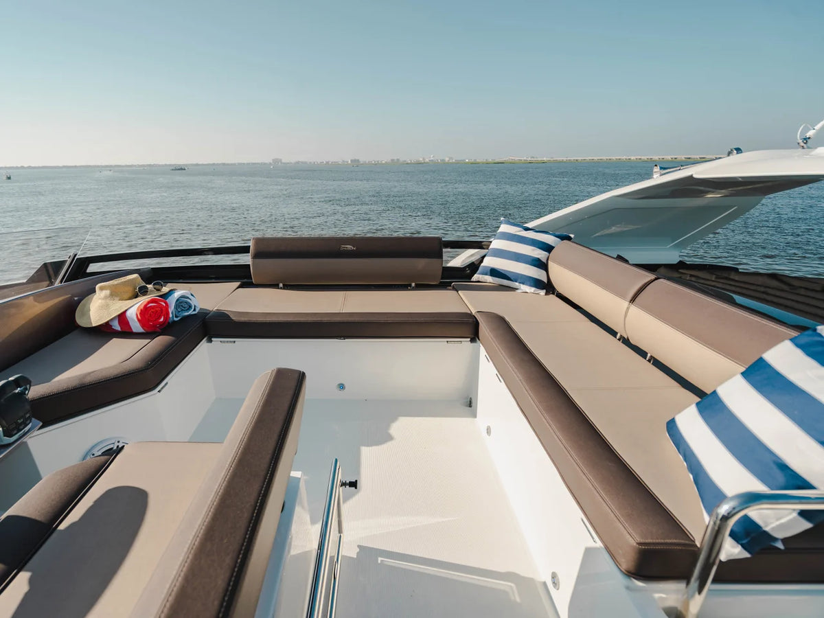 2027 Galeon 570 SKY 58.0 feet, Inuvik, Northwest Territories #48