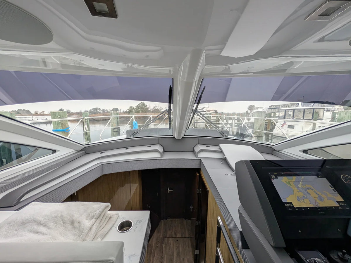 2022 Cruisers Yachts 54 Cantius 54.0 feet, Grasonville, Maryland #25