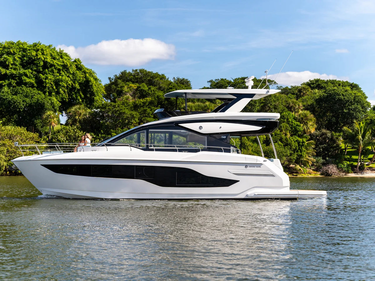 2027 Cruisers Yachts 50 FLY 50.0 feet, Stuart, Florida #32