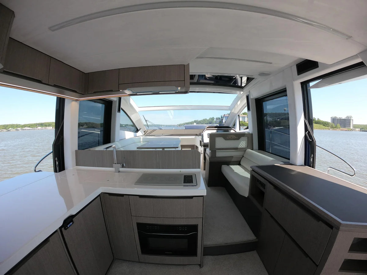 2027 Galeon 570 SKY 58.0 feet, Inuvik, Northwest Territories #79