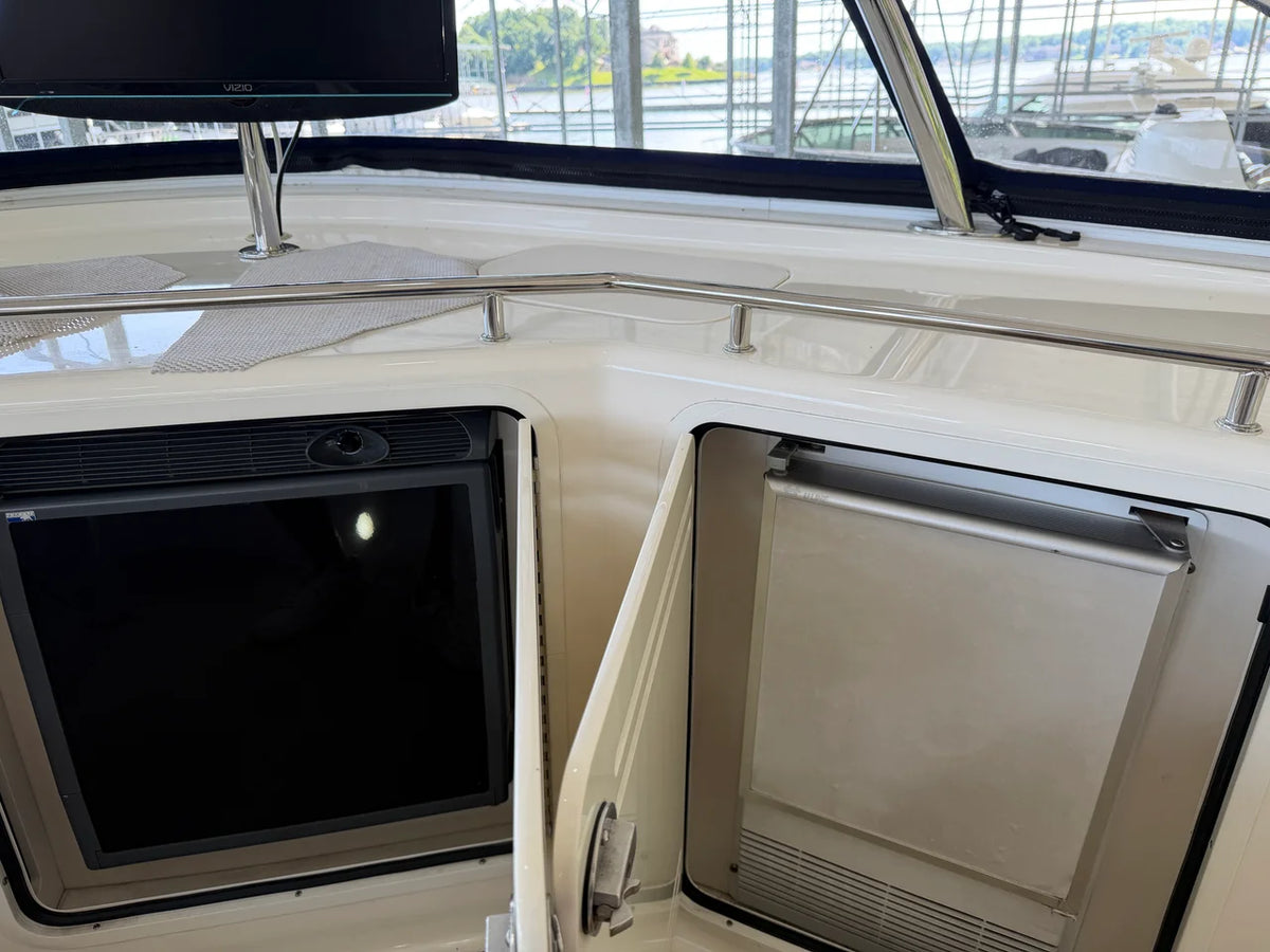 2005 Sea Ray 550 SEDAN BRIDGE 58.0 feet, Lake Ozark, Missouri #19
