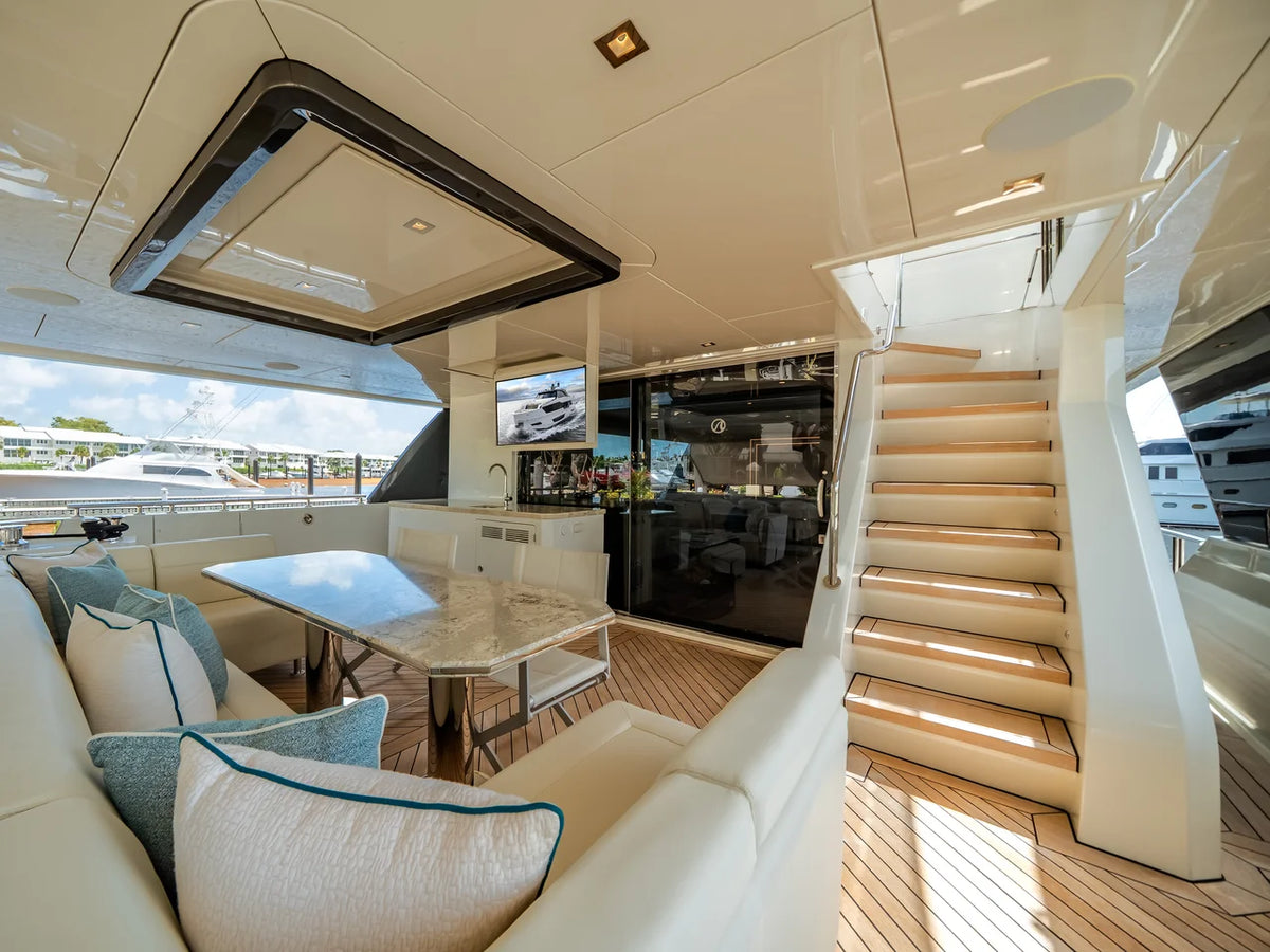 2023 Ocean Alexander 27R 88.0 feet, Ocean Reef, FL #110