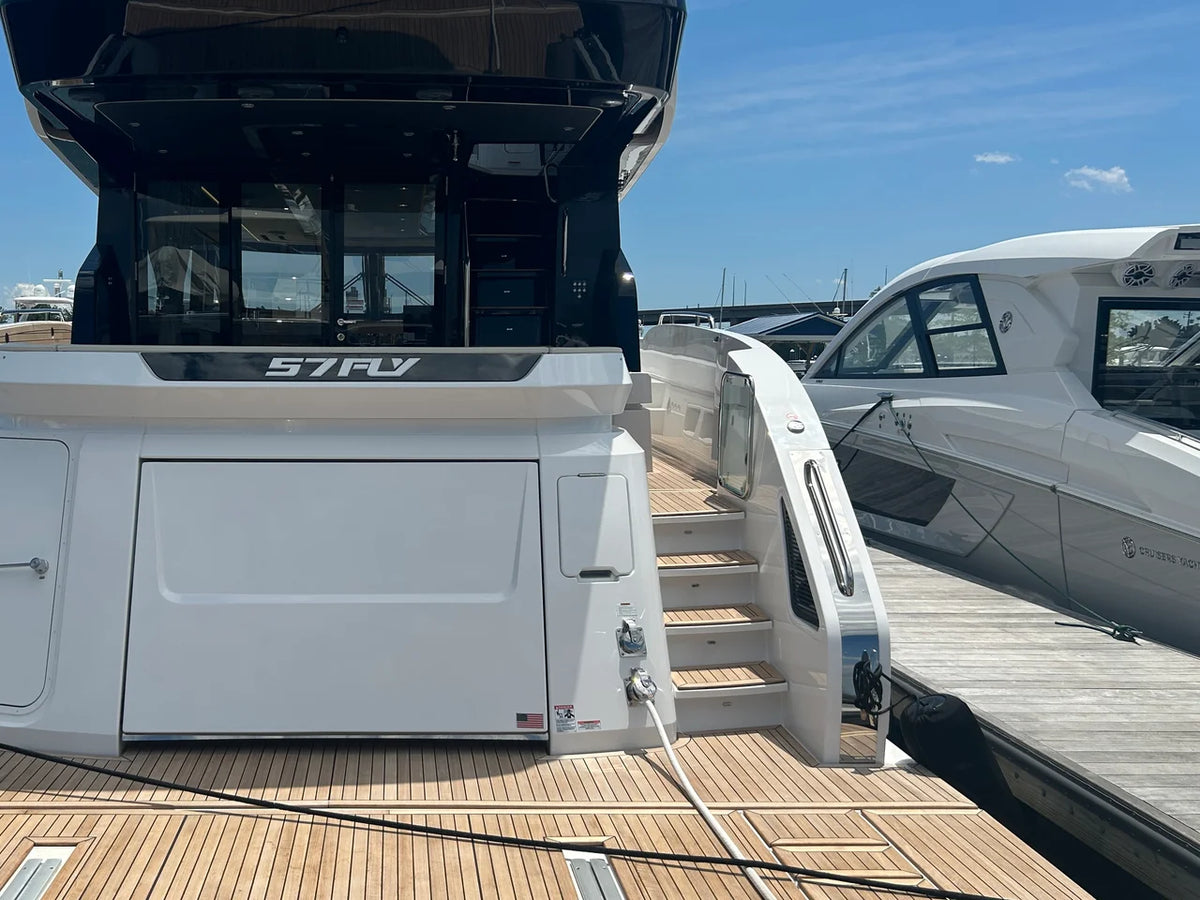 2026 Cruisers Yachts 57 FLY 57.0 feet, Grasonville, Maryland #9
