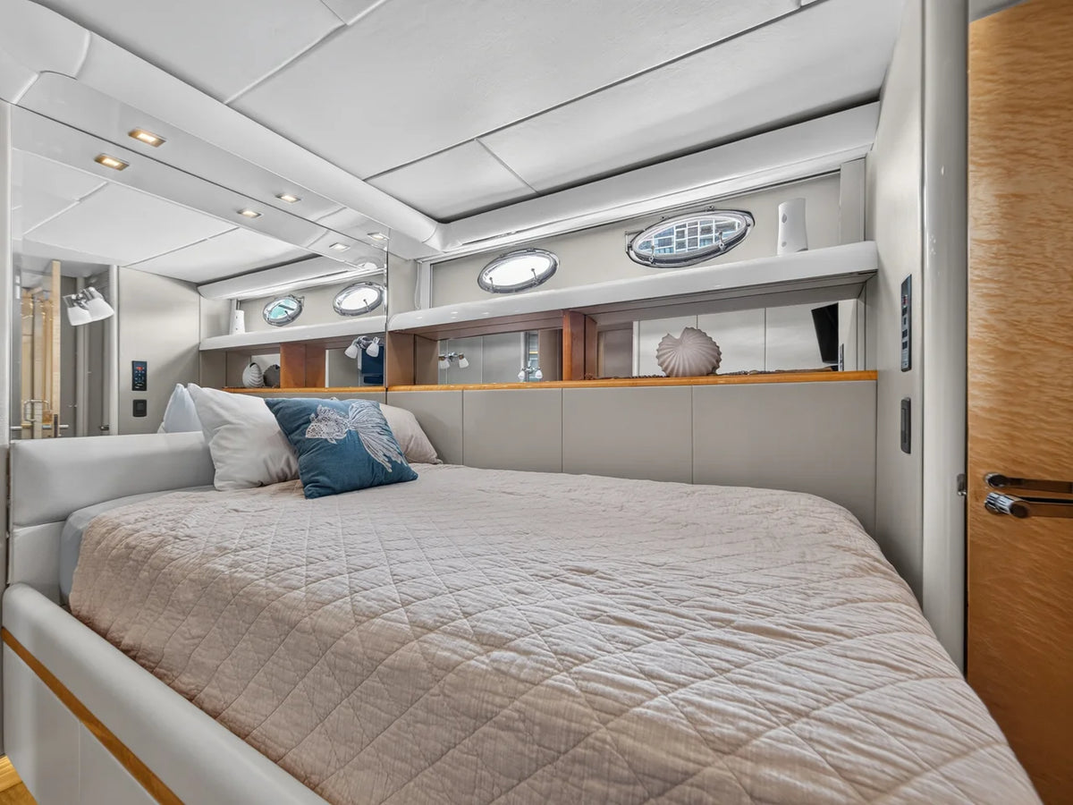 2001 Lazzara 80 SL SKYLOUNGE 80.0 feet, West Palm Beach, FL #33