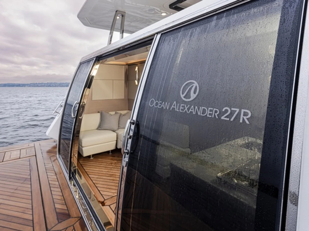 2027 Ocean Alexander 27R 93.0 feet, Hollywood, Florida #19