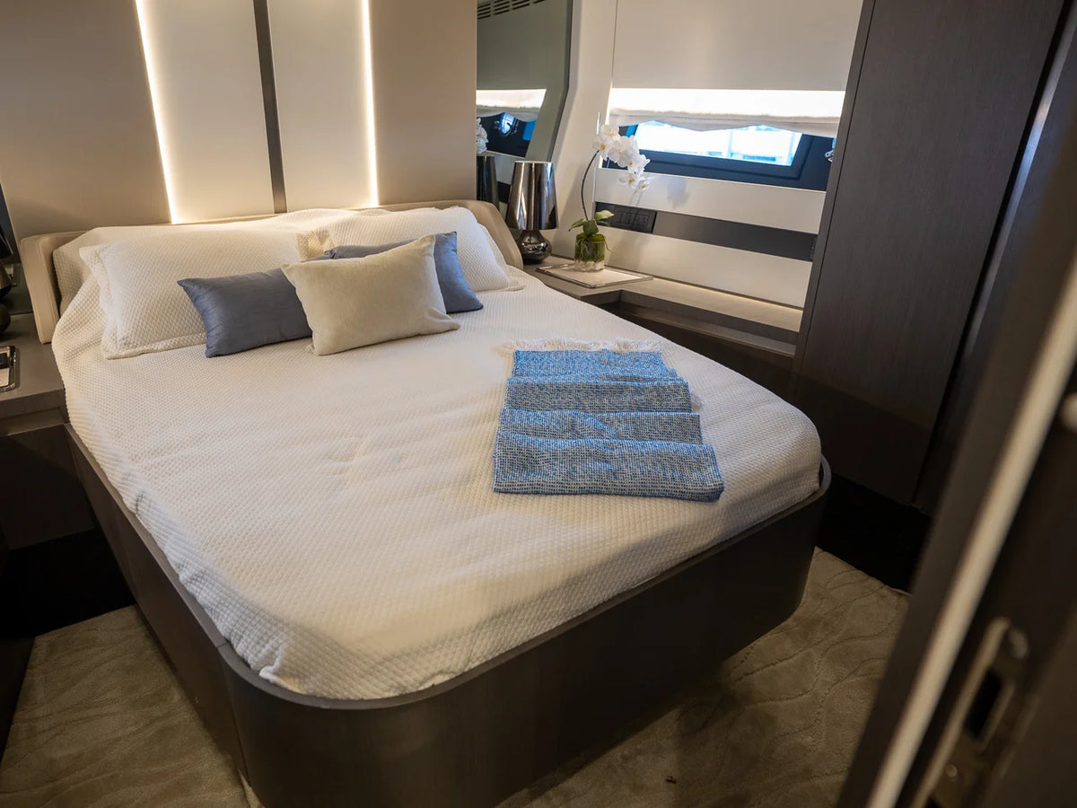 2022 Azimut S6 60.0 feet, Miami, FL #17