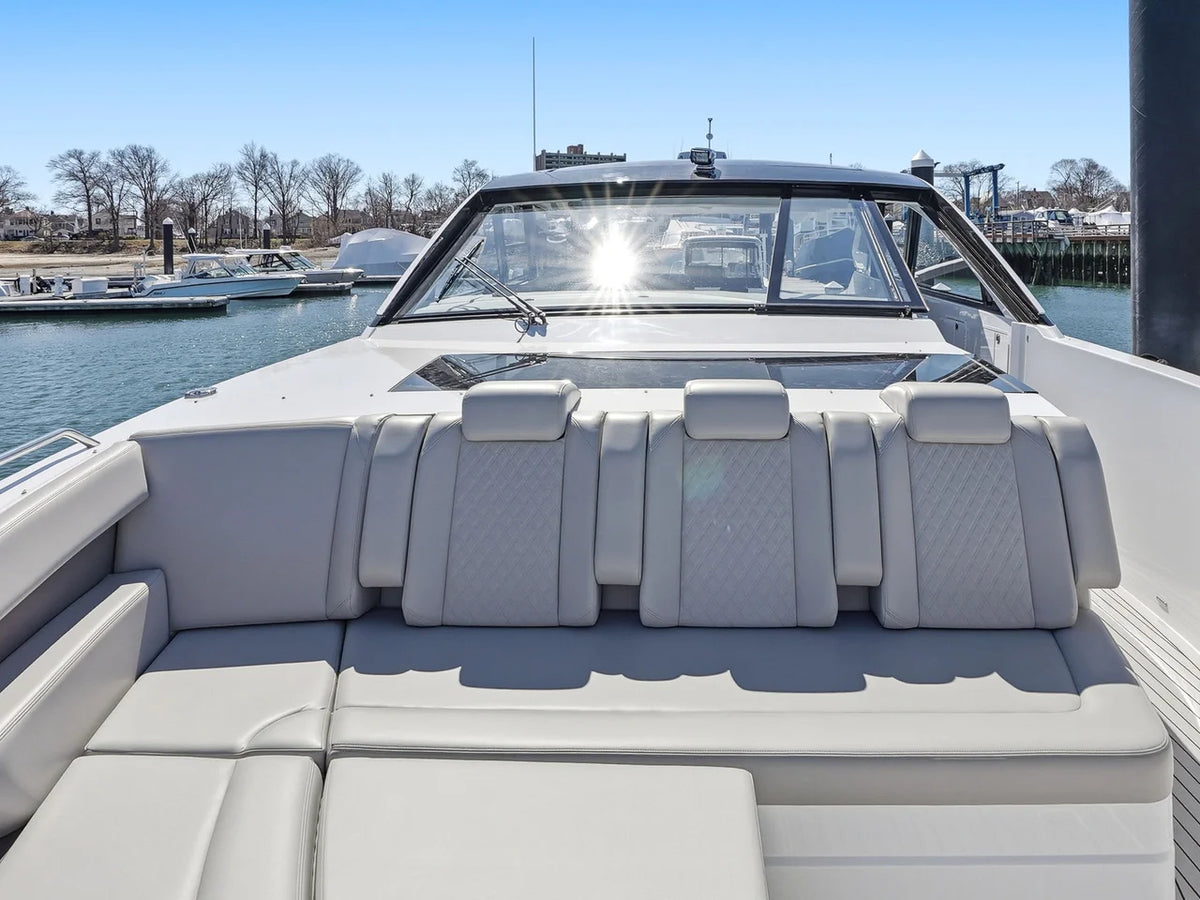 2026 Cruisers Yachts 50 GLS OB 50.0 feet, Quincy, MA #52