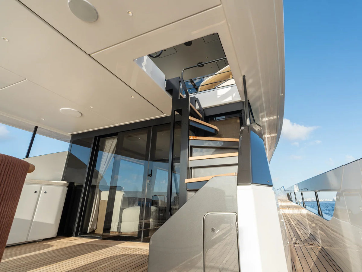 2027 Azimut Fly 82 82.0 feet, Hollywood, Florida #45