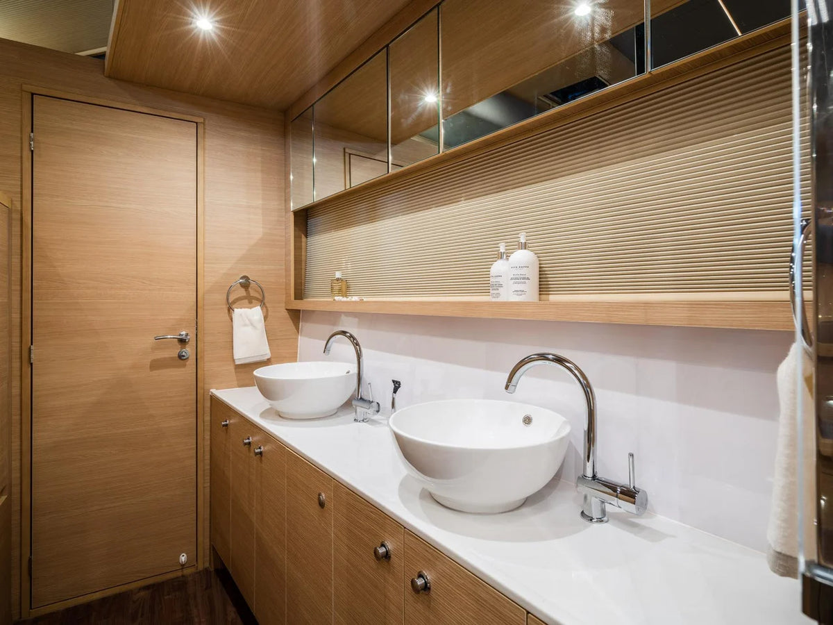 2027 Aquila 54 Yacht 54.0 feet, Inuvik, Northwest Territories #53