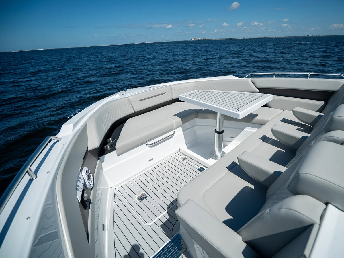 2026 Cruisers Yachts 50 GLS OB 50.0 feet, Fort Myers, Florida #35
