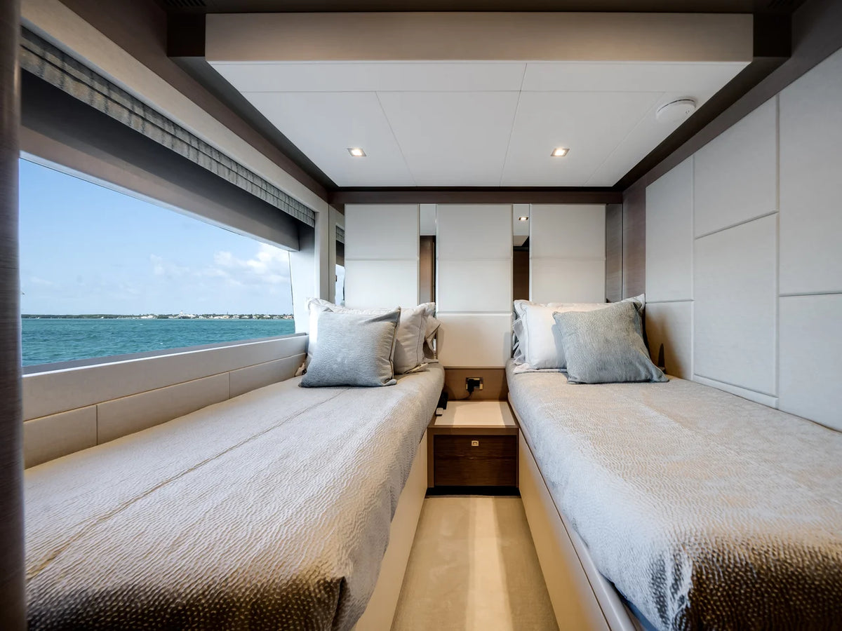 2023 Ocean Alexander 27R 88.0 feet, Ocean Reef, FL #30
