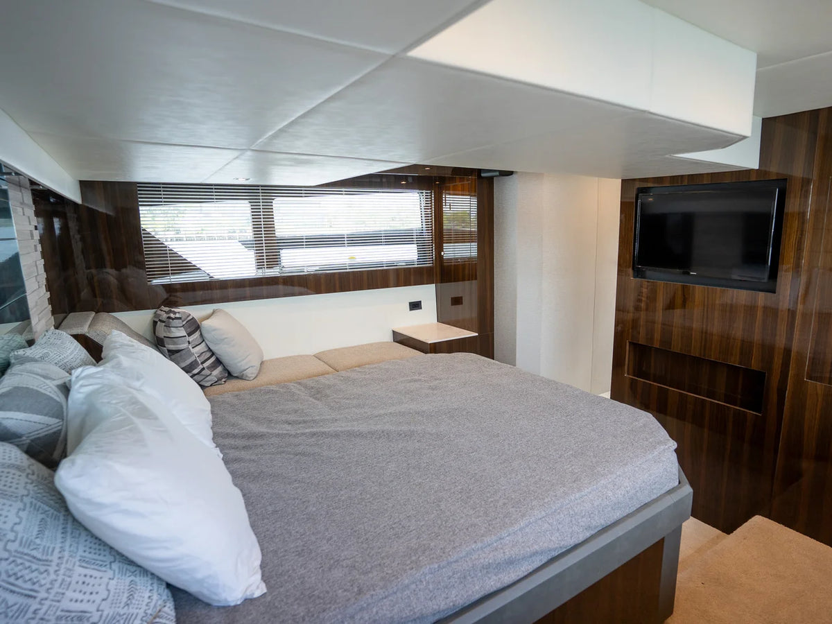 2023 Cruisers Yachts 50 CANTIUS 50.0 feet, Miami, FL #39