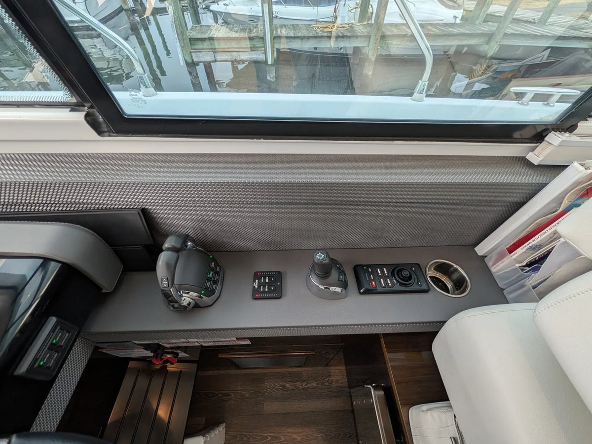 2022 Cruisers Yachts 54 Cantius 54.0 feet, Grasonville, Maryland #21