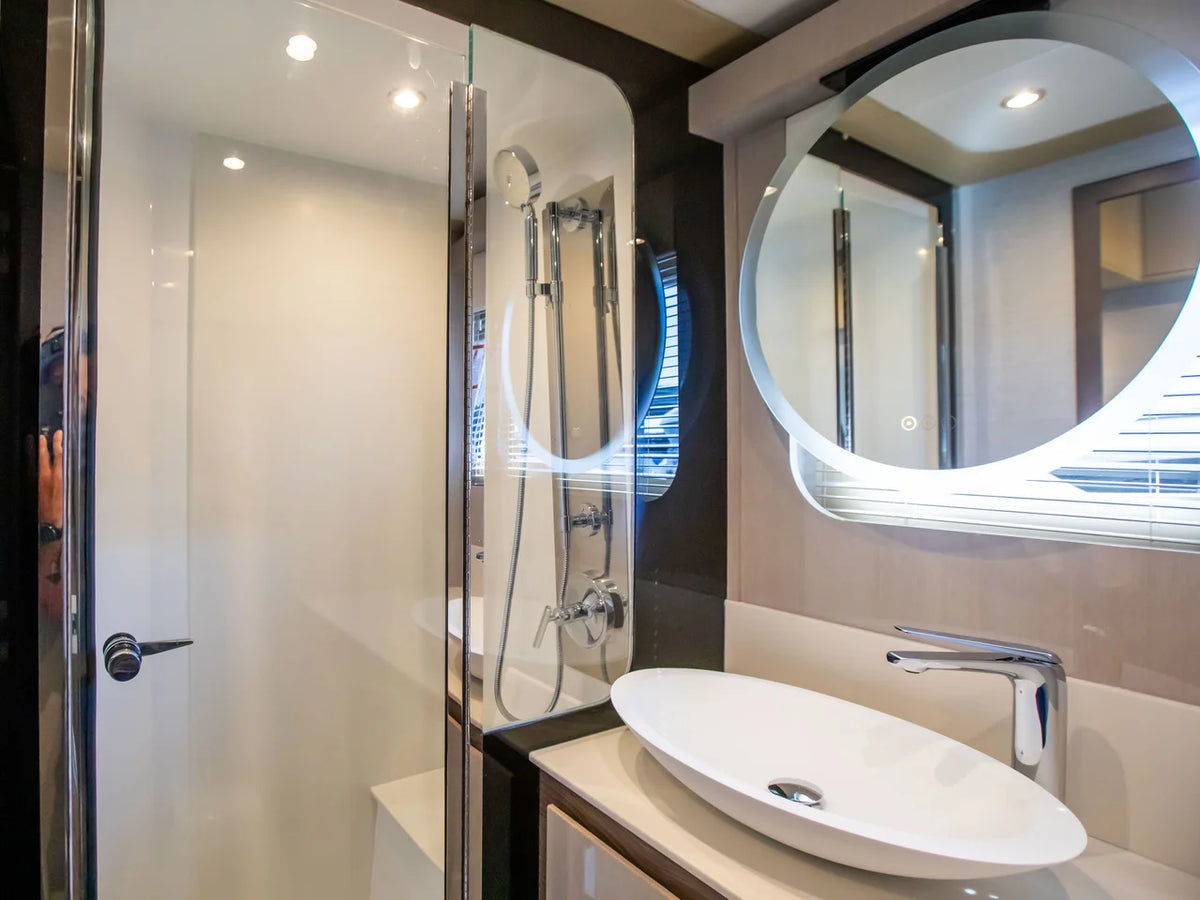 2027 Cruisers Yachts 50 FLY 50.0 feet, Tarpon Springs, Florida #32