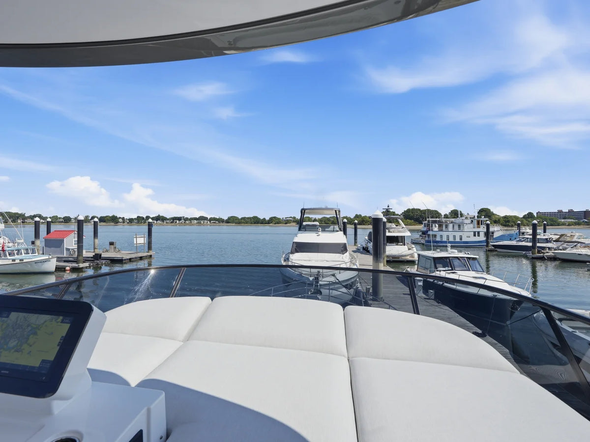 2027 Azimut Fly 53 53.0 feet, Westbrook, Connecticut #69